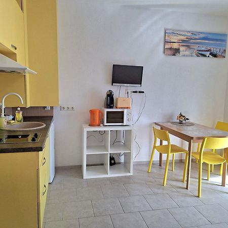 Geltoni Apartamentai パランガ エクステリア 写真