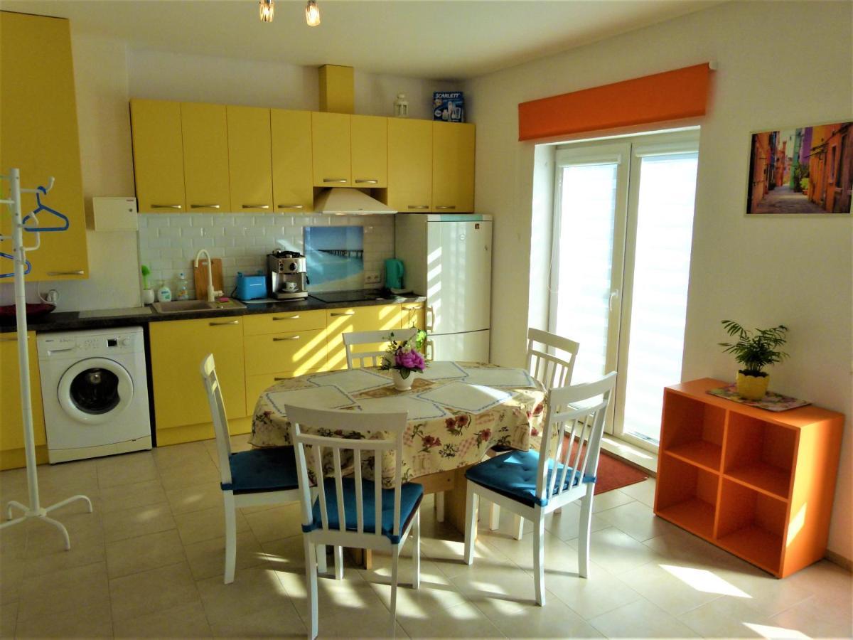 Geltoni Apartamentai パランガ エクステリア 写真
