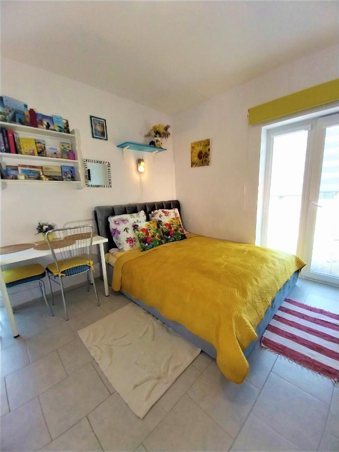 Geltoni Apartamentai パランガ エクステリア 写真